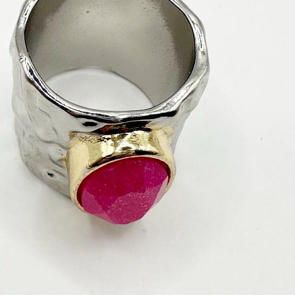 Pink Faceted Ring Hammered Silver Two tone Size 7.5 7 1/2 Costume Jewelry Funky - Picture 10 of 10